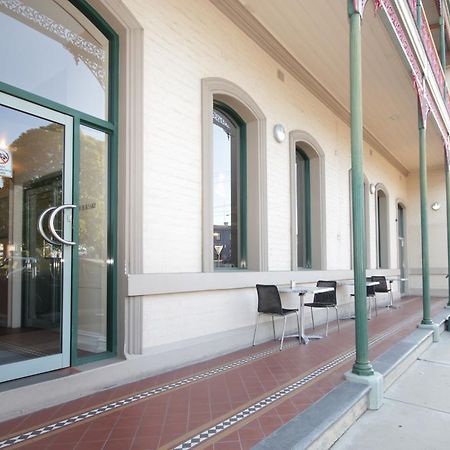 Mitchell River Tavern Bairnsdale Exterior foto